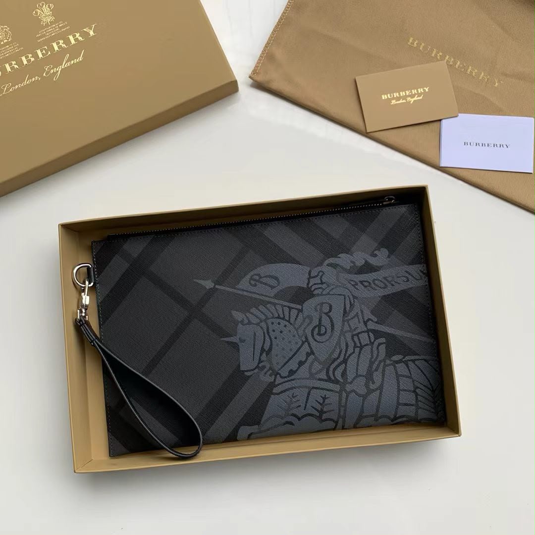 Burberry 1:1 Leather Super Premium Grade Men's Pouch
