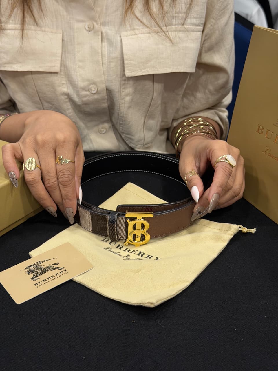 Burberry 1:1 Grade Genuine Leather Women's Belt with Complete Box Packaging