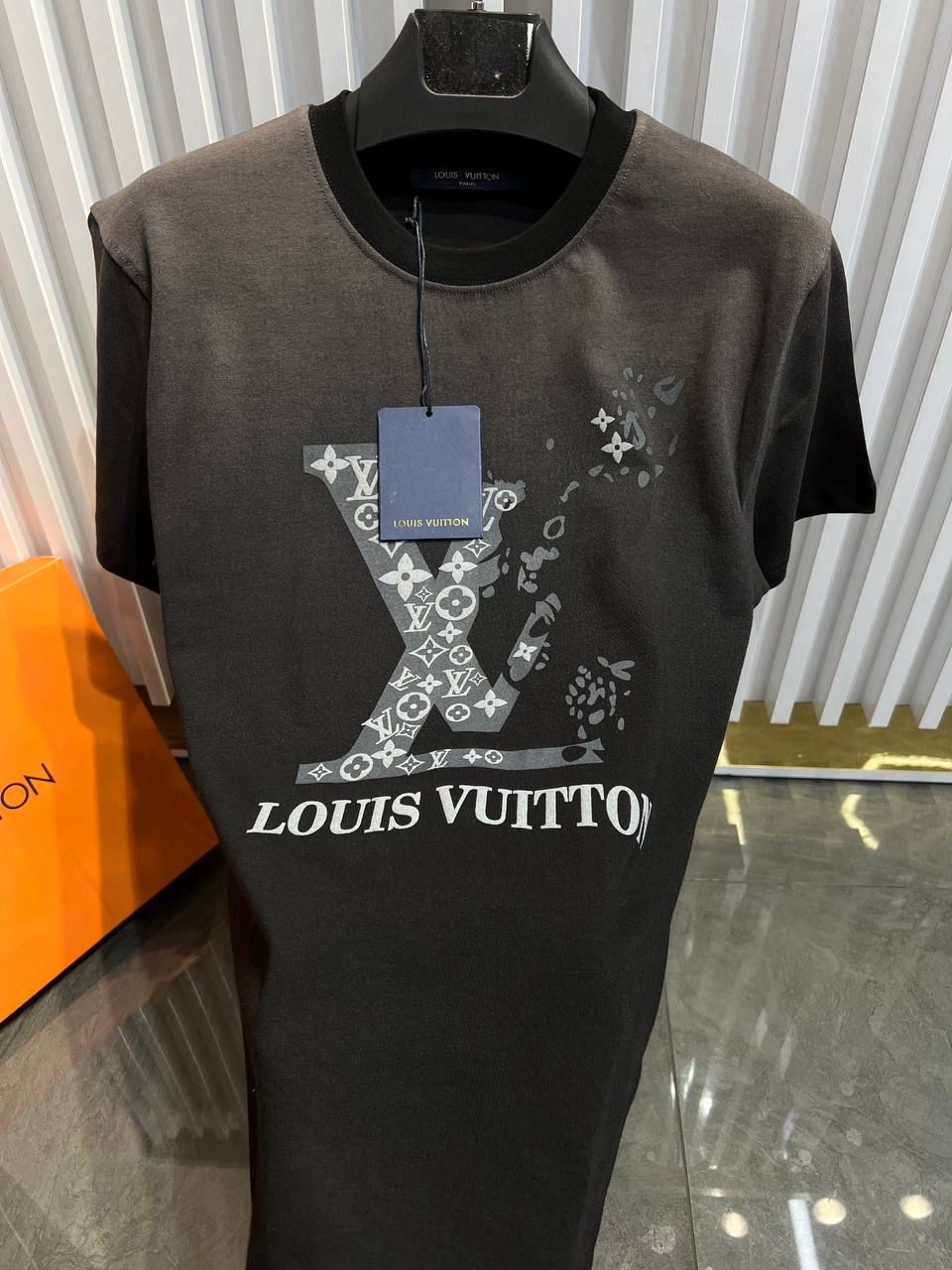 Louis Vuitton Tshirt