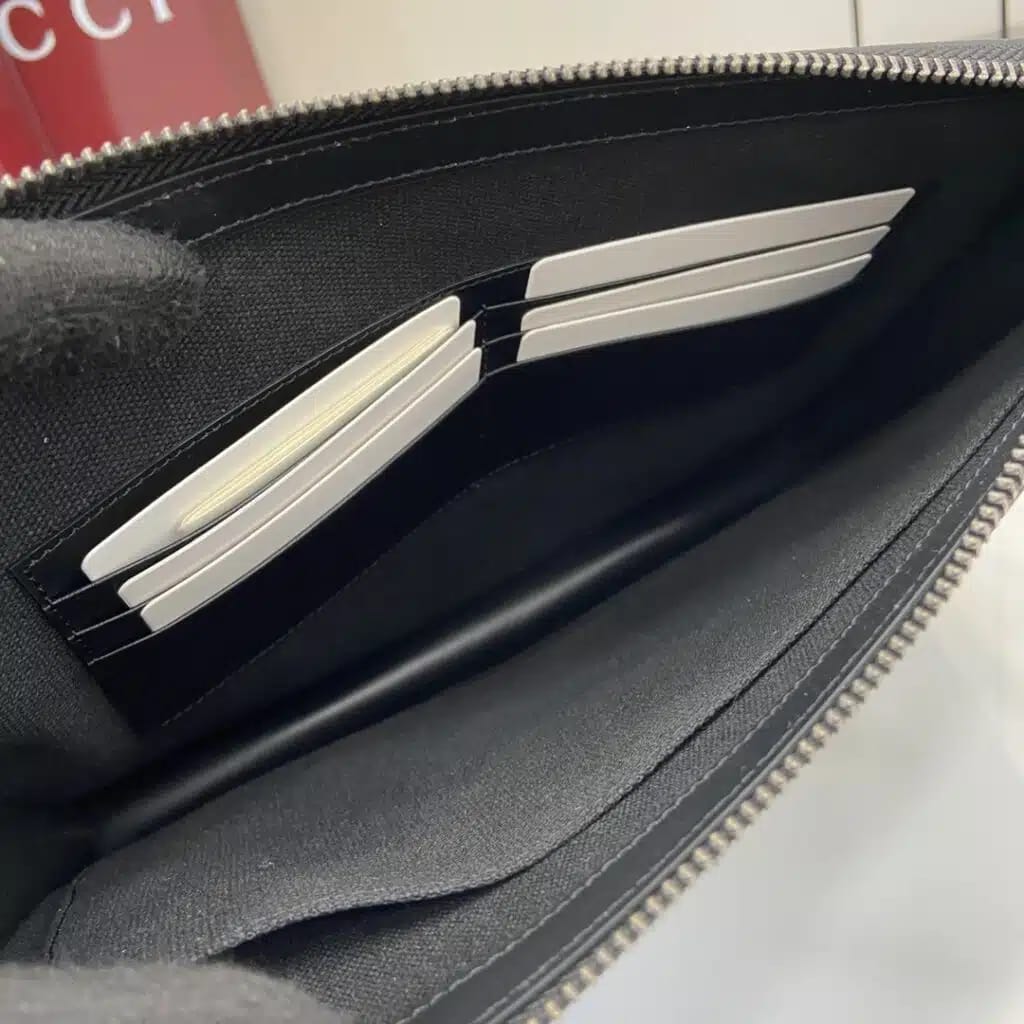 Gucci 1:1 Leather Super Premium Grade Men's Pouch