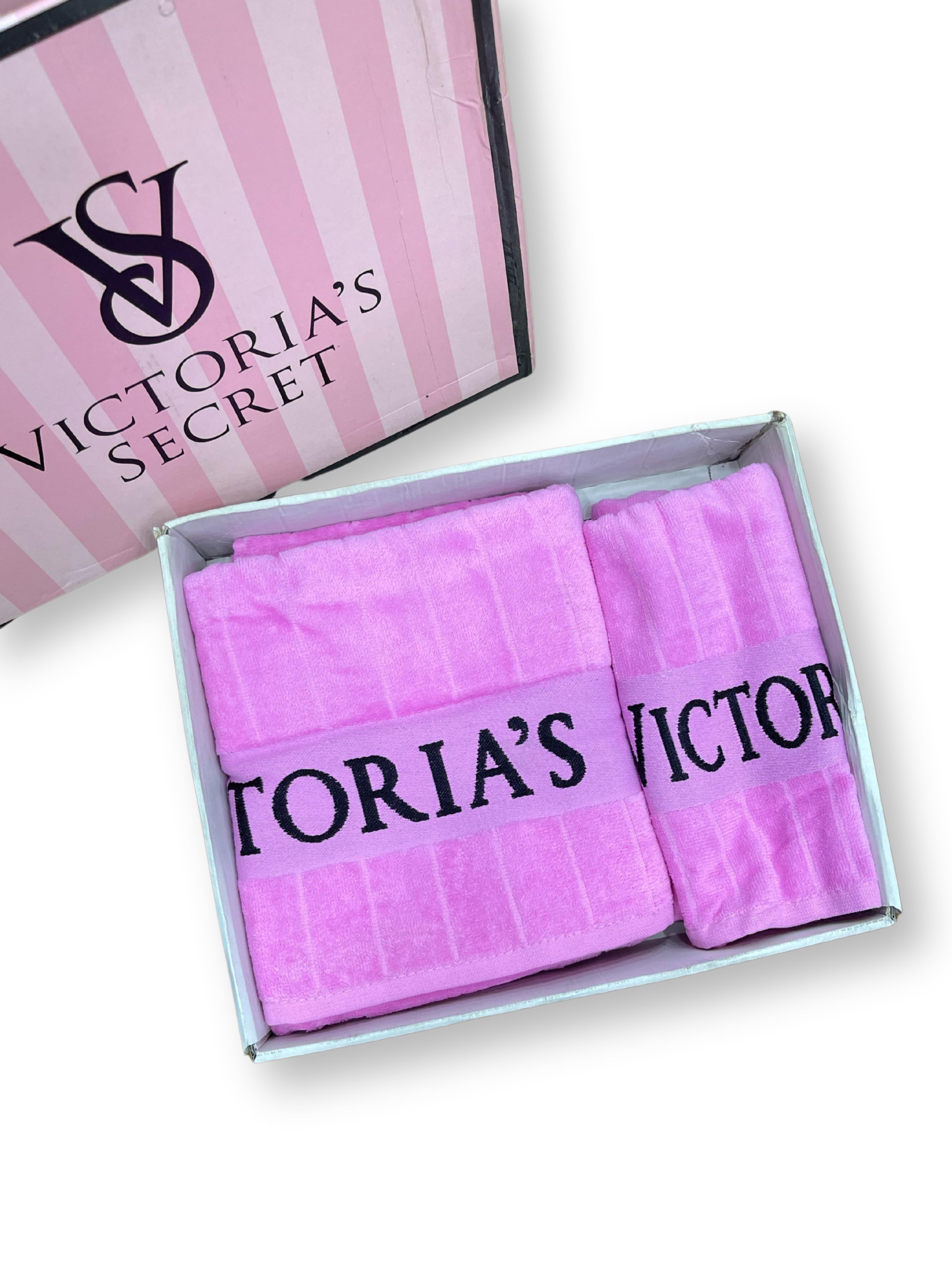 VICTORIA SECRET Towel Set With Box