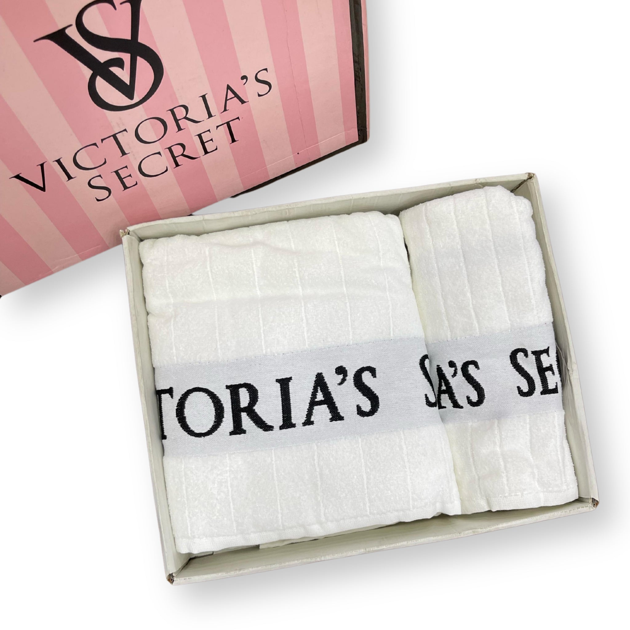 VICTORIA SECRET Towel Set With Box