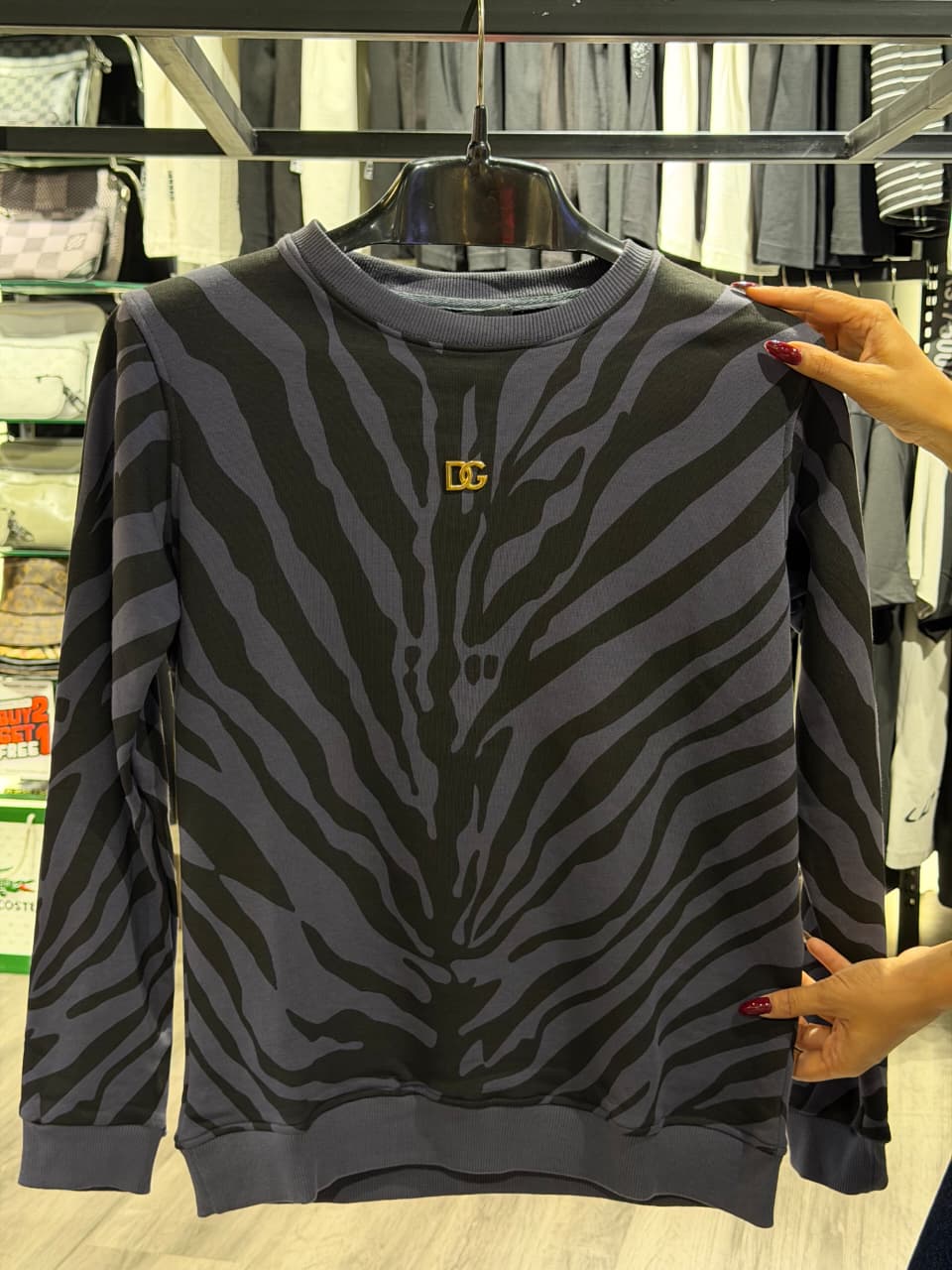 DG Sweatshirt
