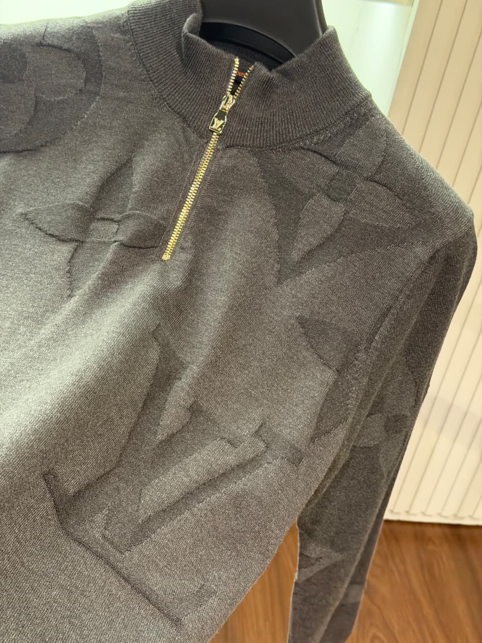 Louis Vuitton 1:1 Super Premium Grade Quarter Zipper Knitwear