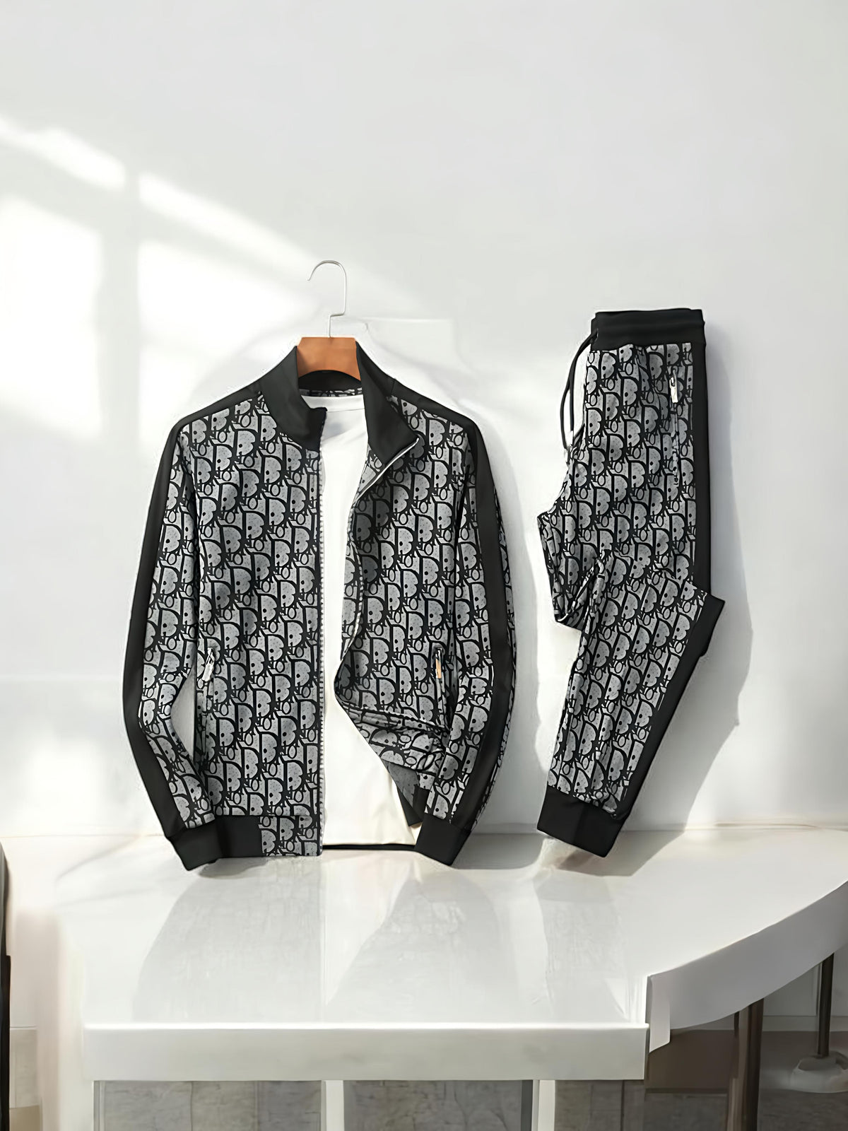 CD Tracksuit