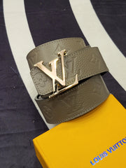 Louis Vuitton Men's Belt