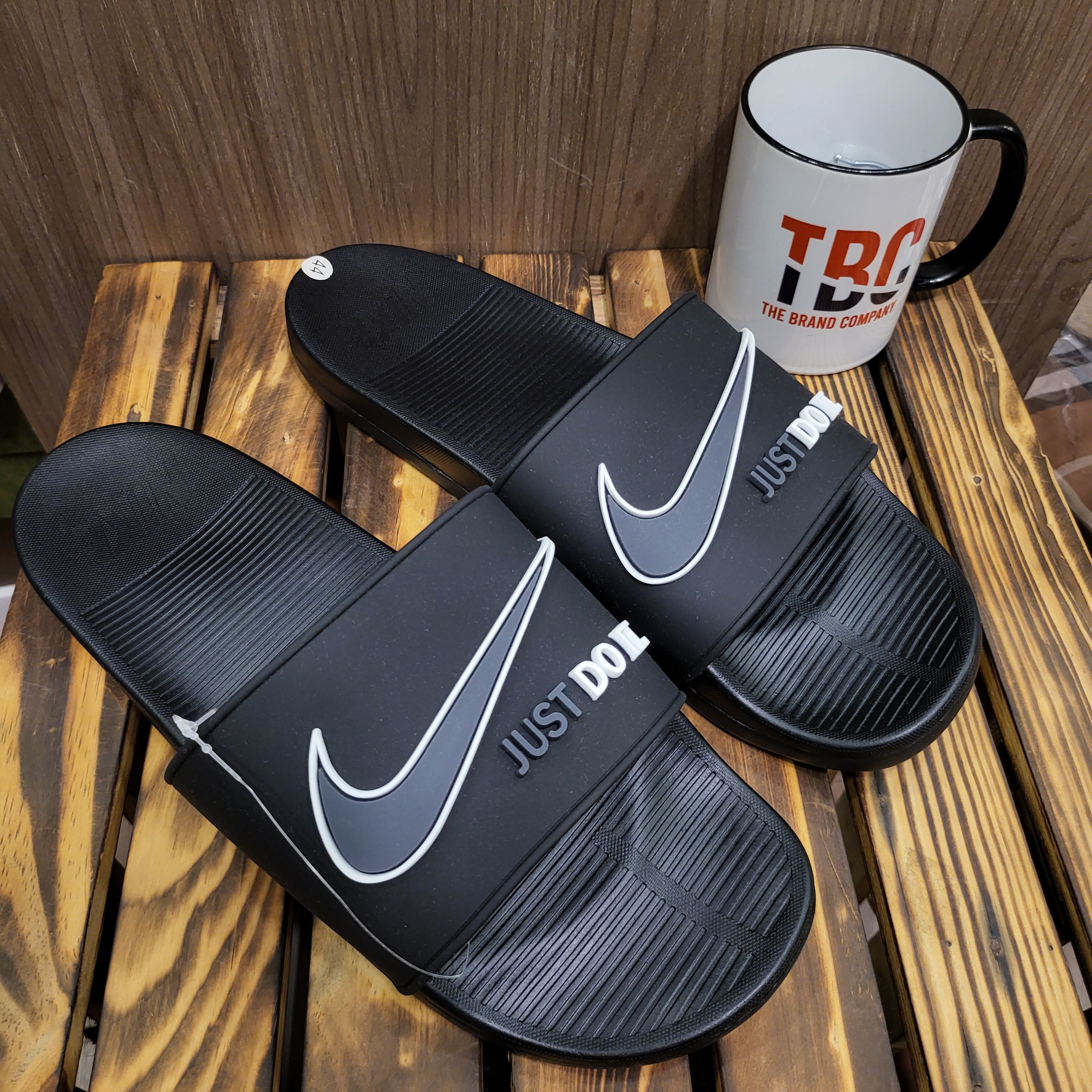 Nike Men's Casual Slide