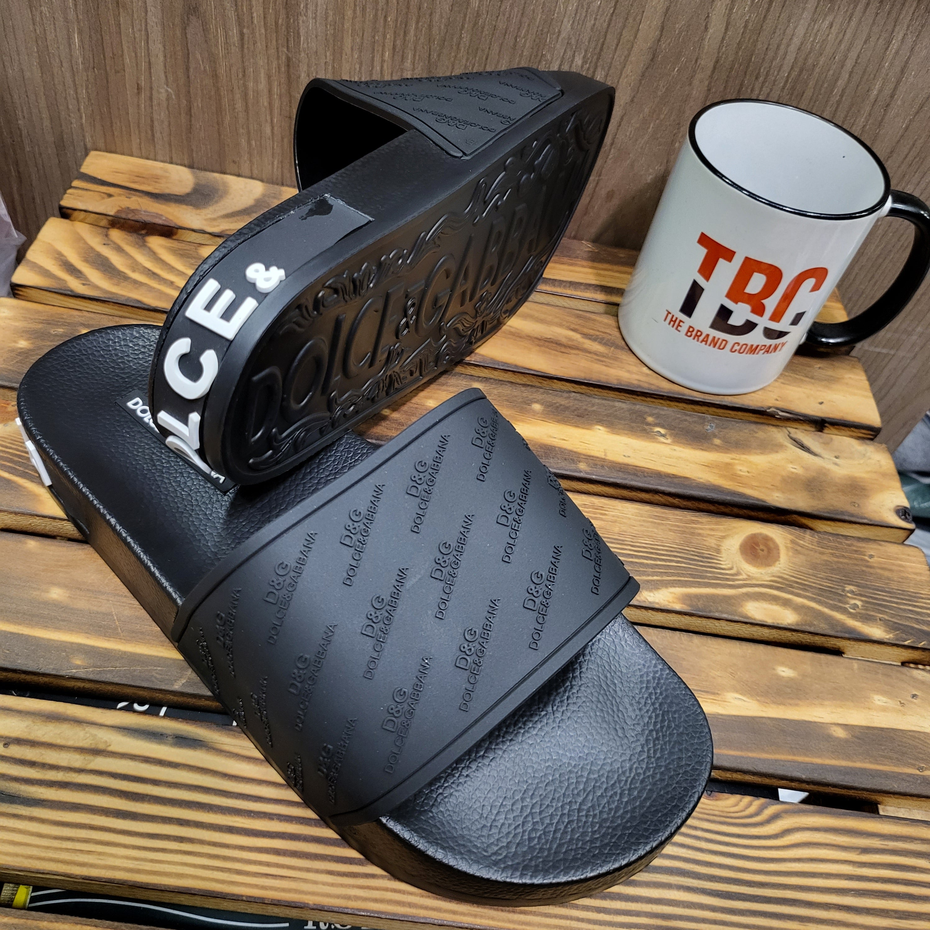 Dolce & Gabbana Men's Casual Slide