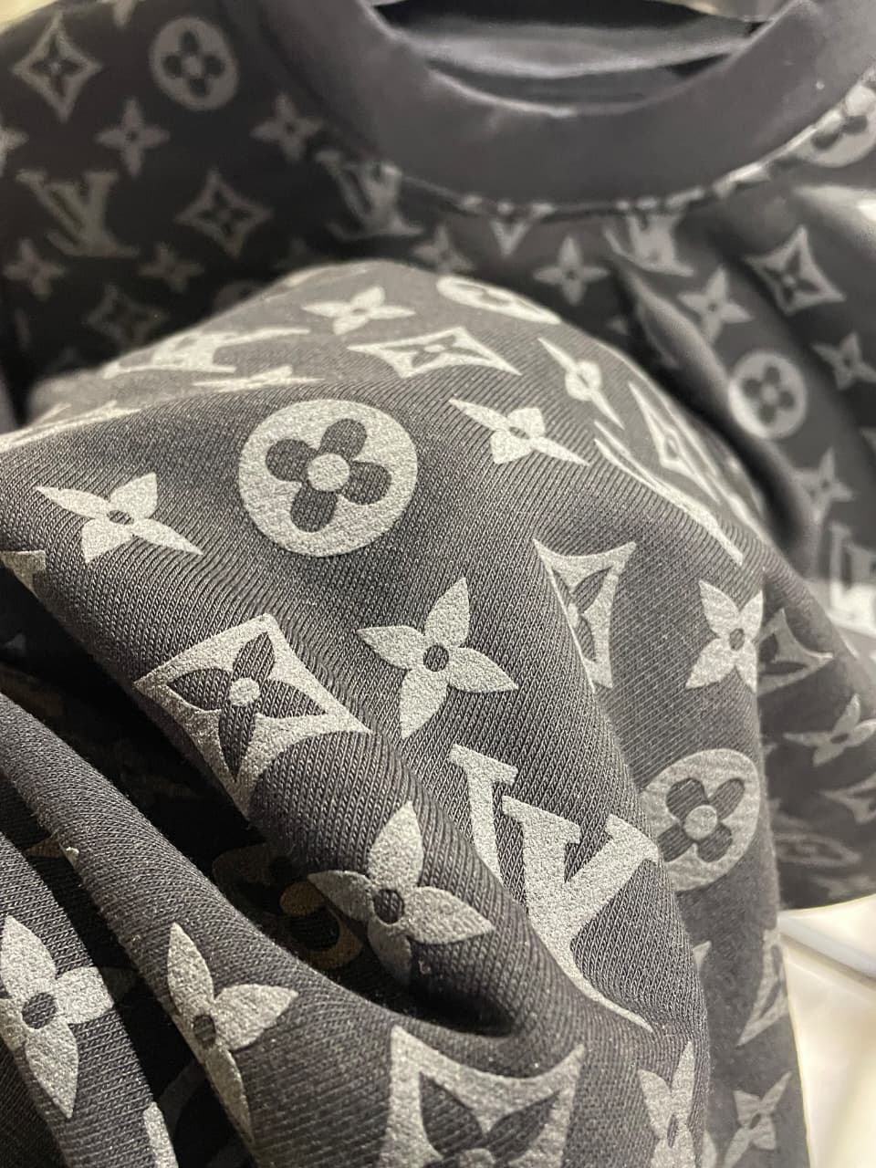 Louis Vuitton High End Sweatshirt