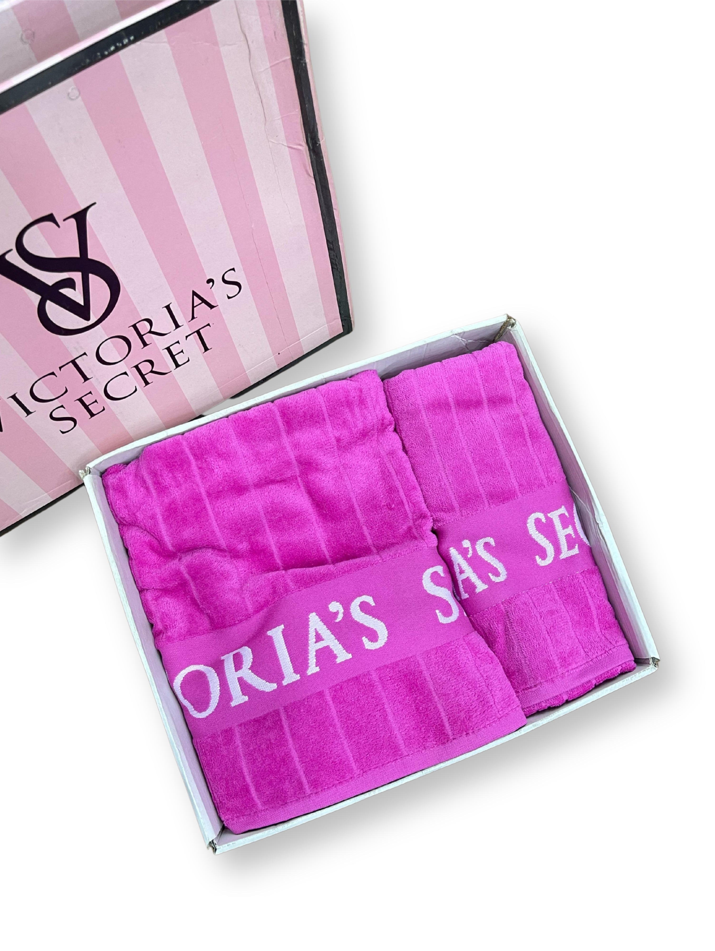 VICTORIA SECRET Towel Set With Box