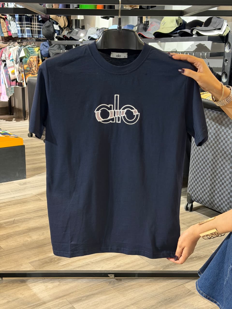 Alo Tshirt