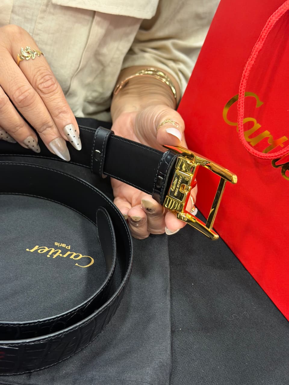Cartier 1:1 Grade Genuine Leather Men's Belt with Complete Box Packaging