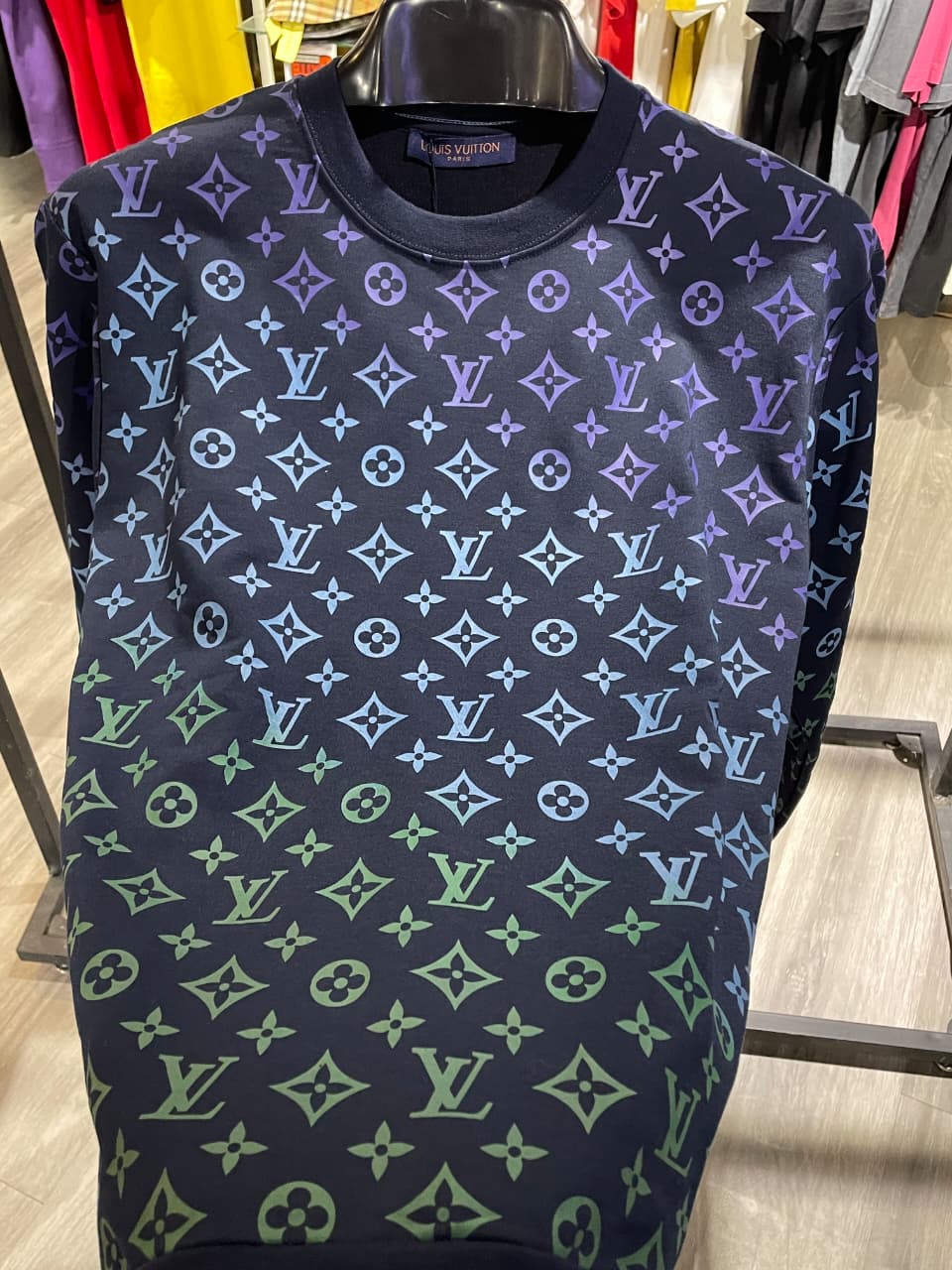 Louis Vuitton High End Sweatshirt