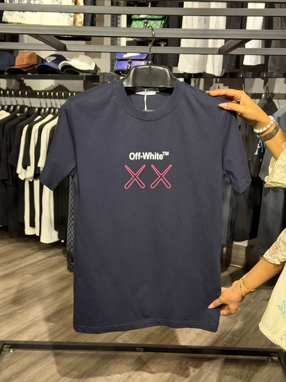 Off-white Tshirt