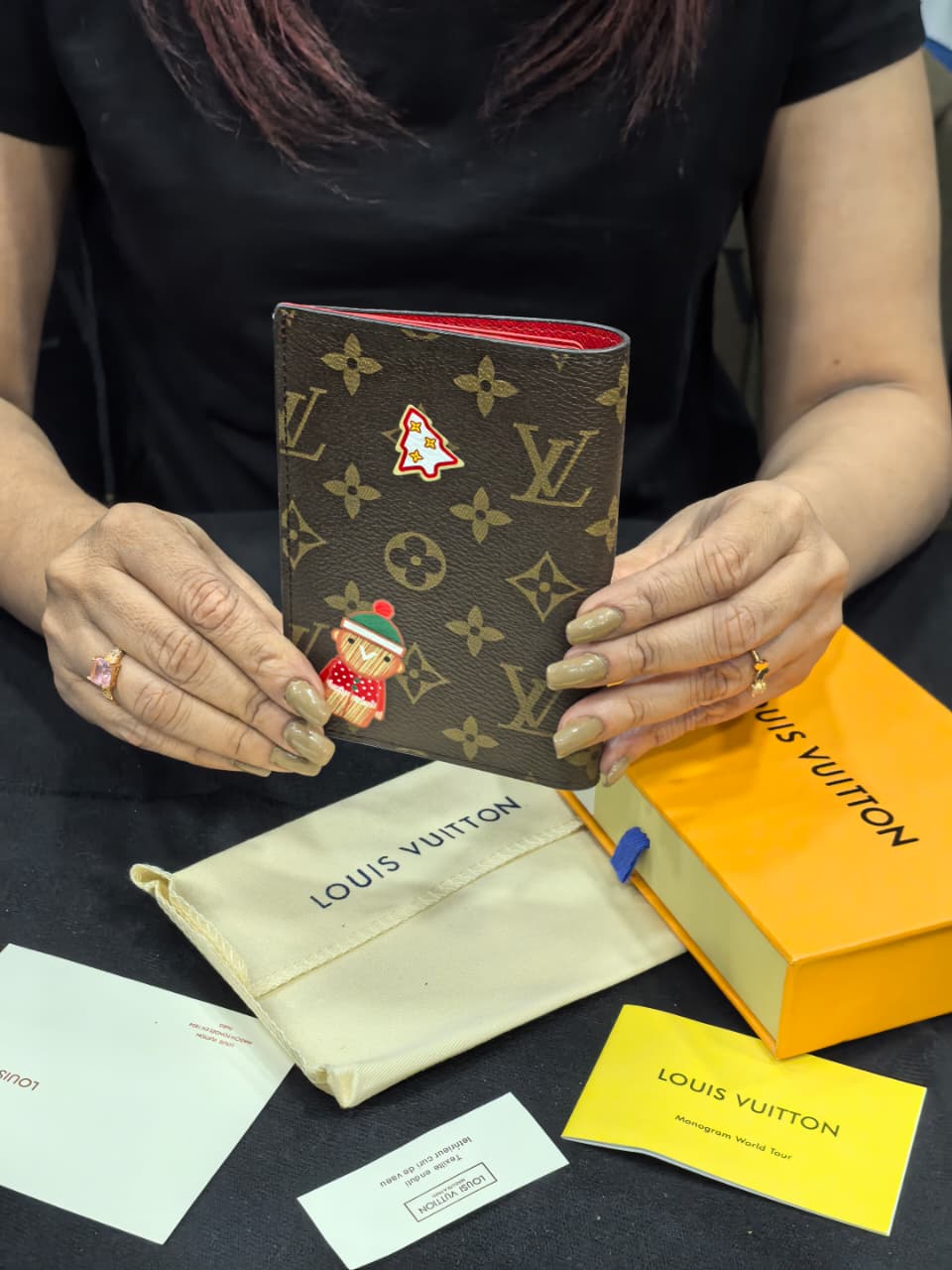 Louis Vuitton Passport wallet with box