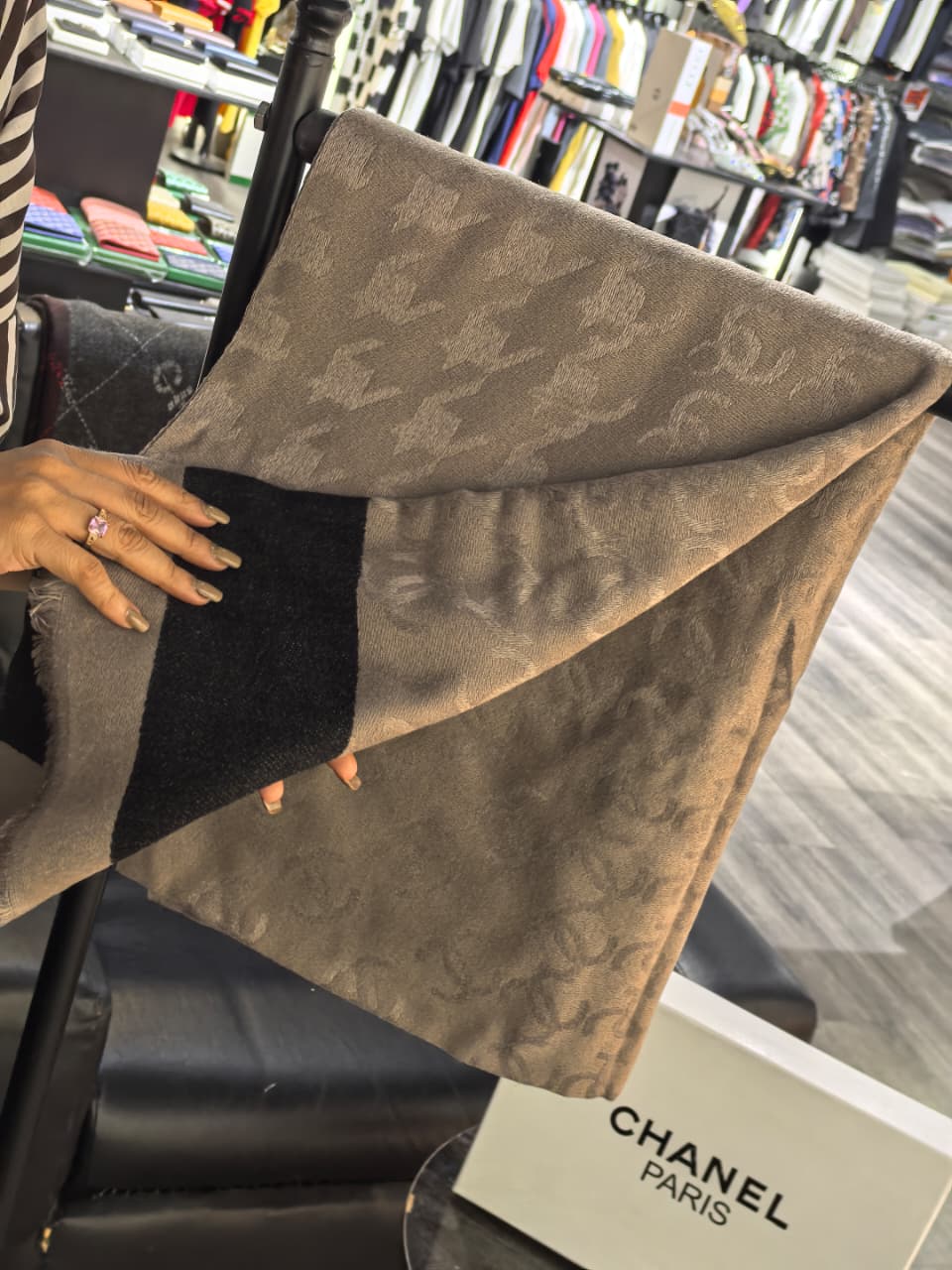 Ch-n-l Women's Stole/Scarf for Winter with Box
