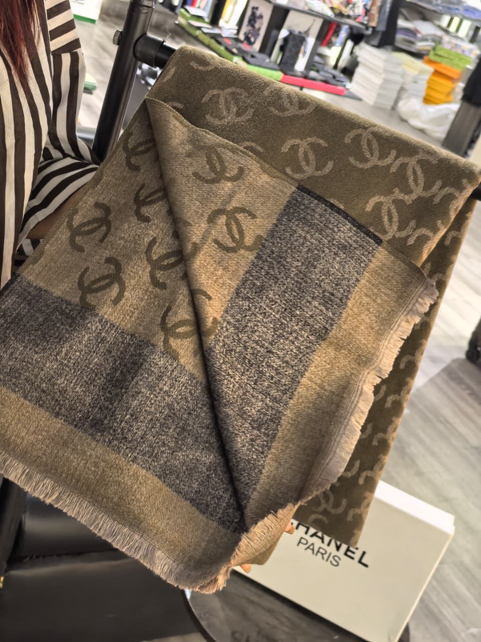 Ch-n-l Women's Stole/Scarf for Winter with Box