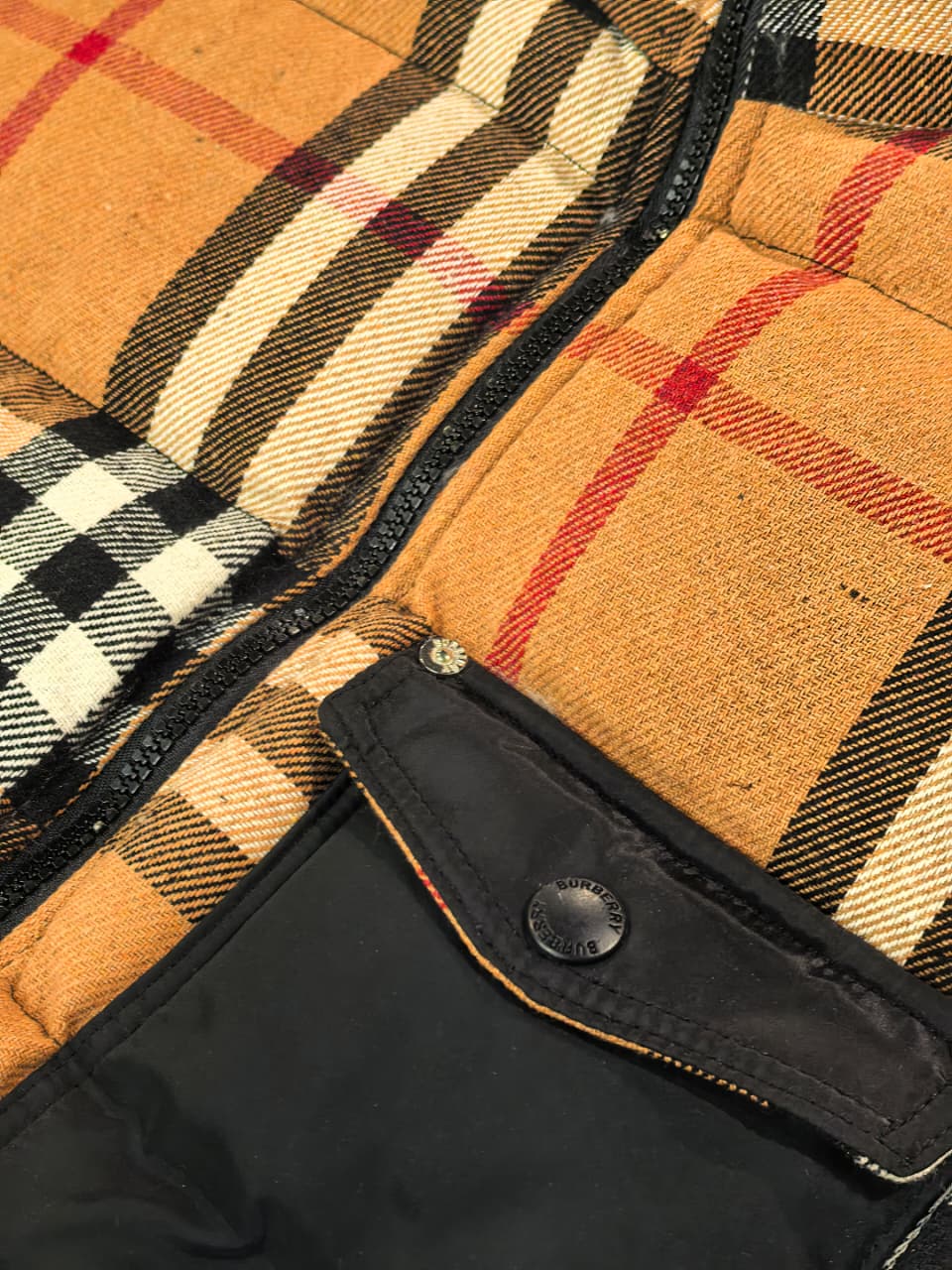 Burberry 1:1 Grade Reversible Double Sided Gilet Jacket