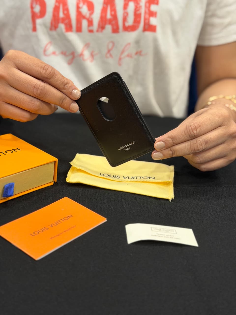 Louis Vuitton Magnetic Mobile Card Holder with Box