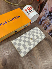 Louis Vuitton Women's Wallet