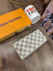 Louis Vuitton Women's Wallet