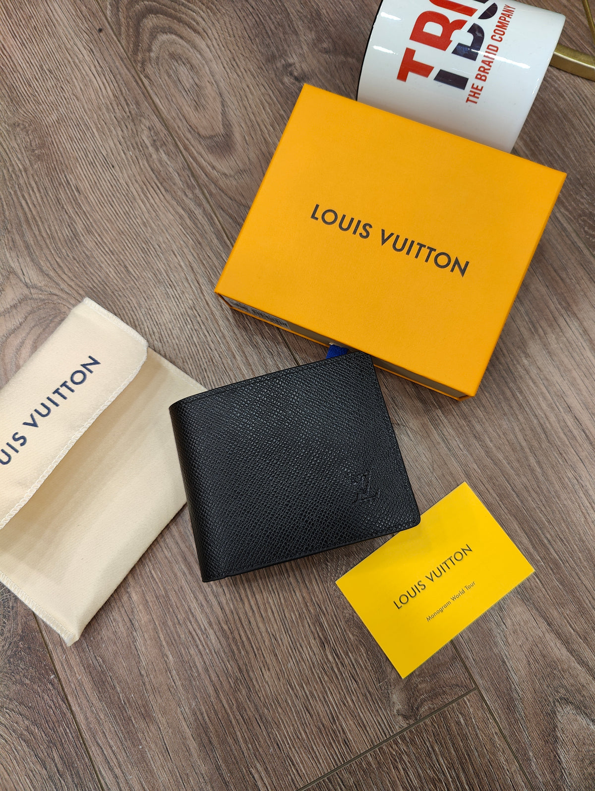 Louis Vuitton Men's Wallet