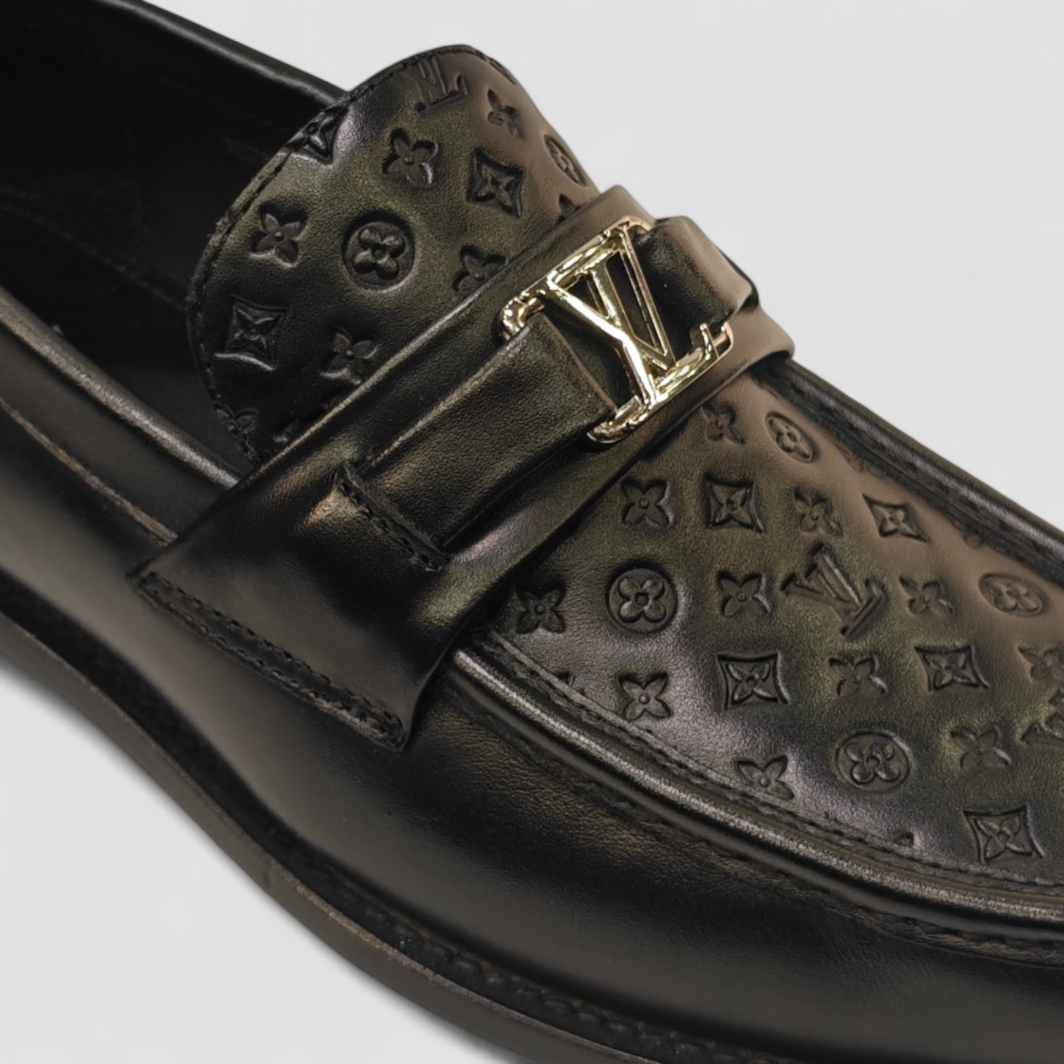 Louis Vuitton 1:1 Grade Leather Major Loafer