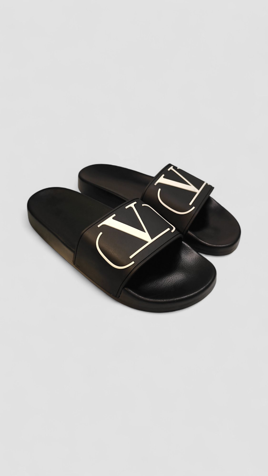 Valentino Slide