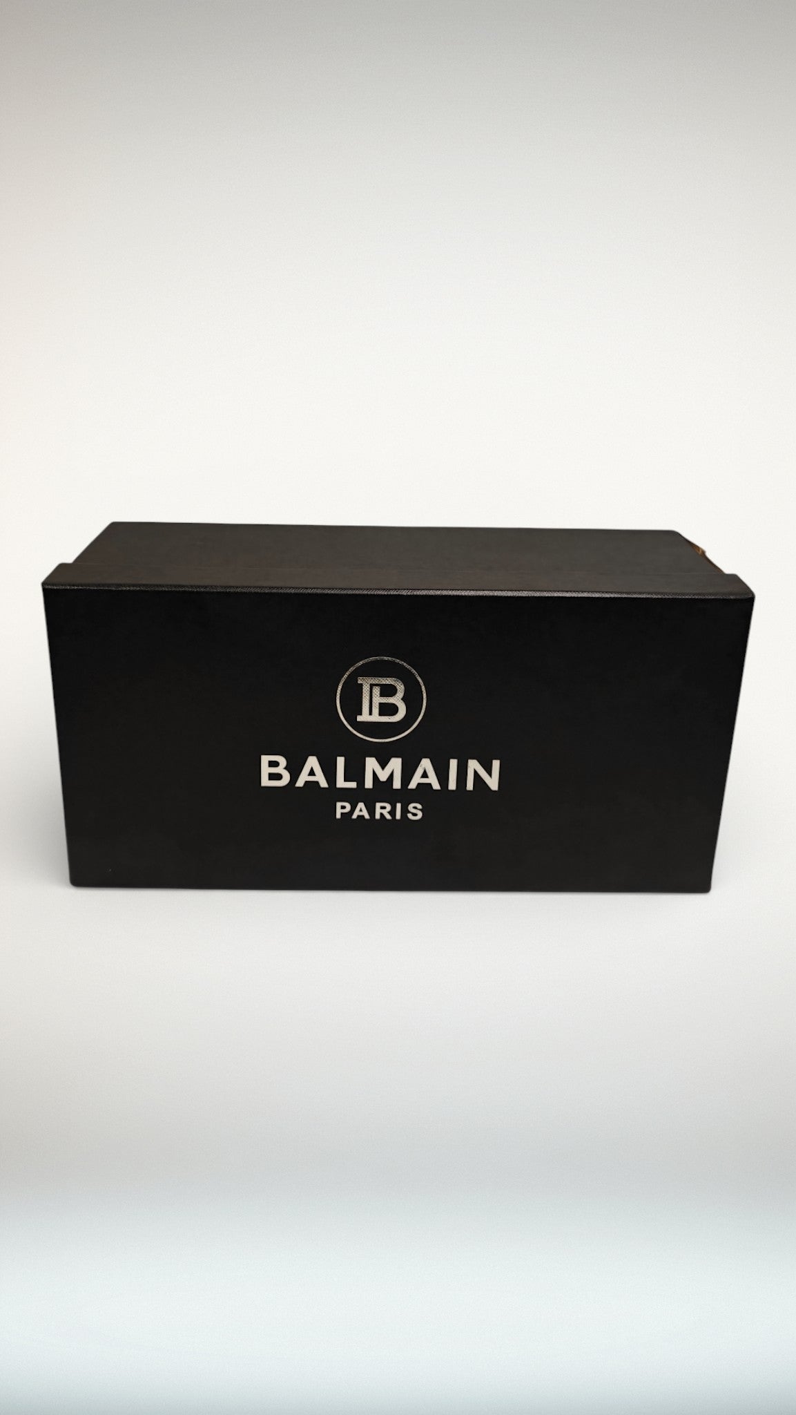Balmain High End Slide with box