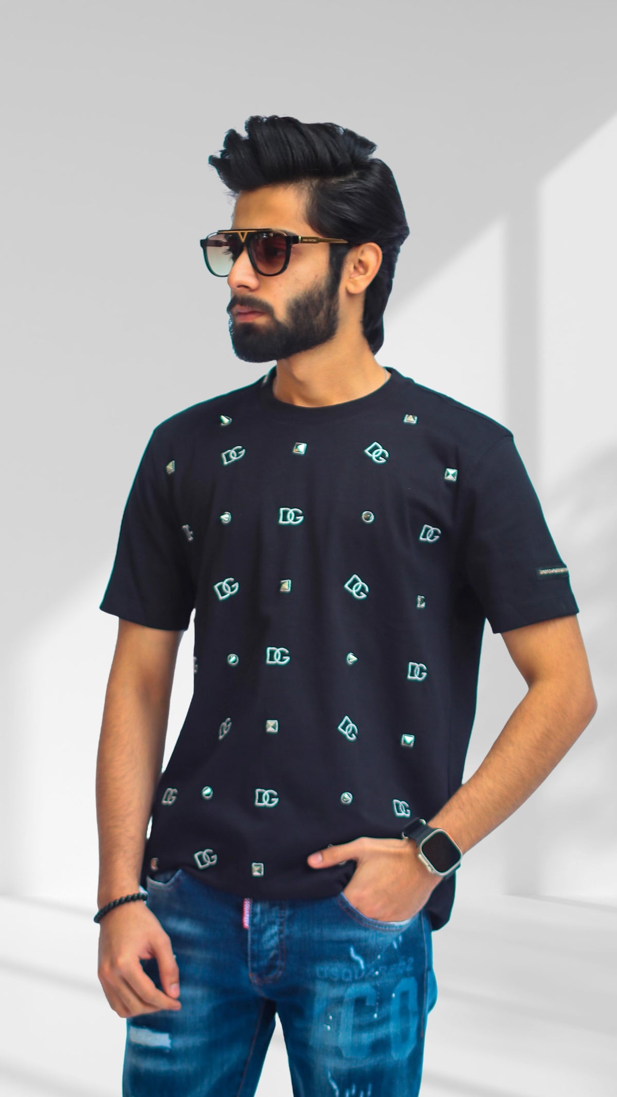 DG Men's Roundneck Tshirt