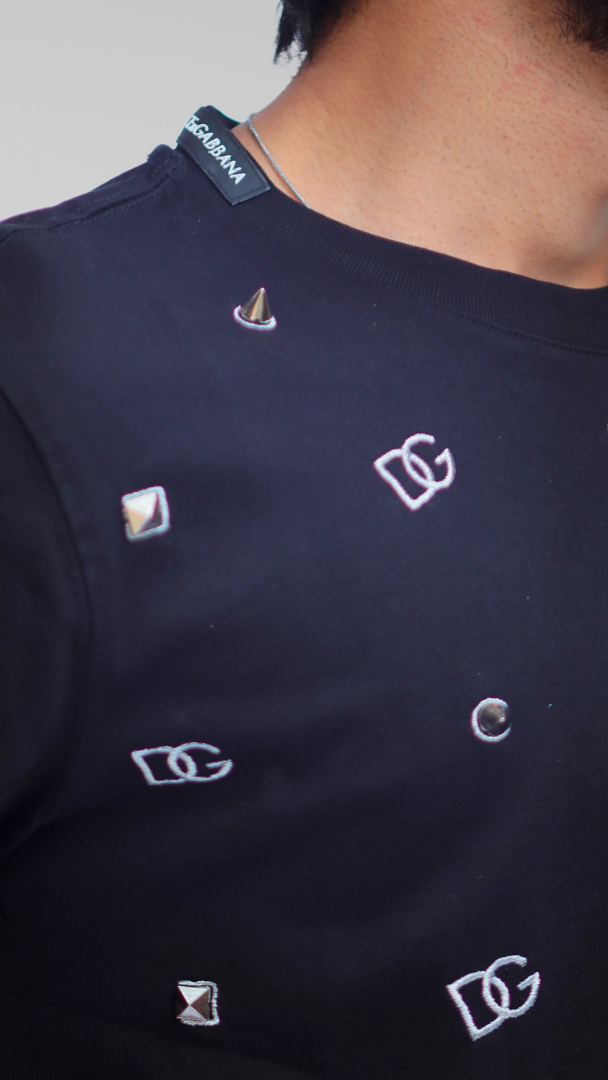 DG Men's Roundneck Tshirt