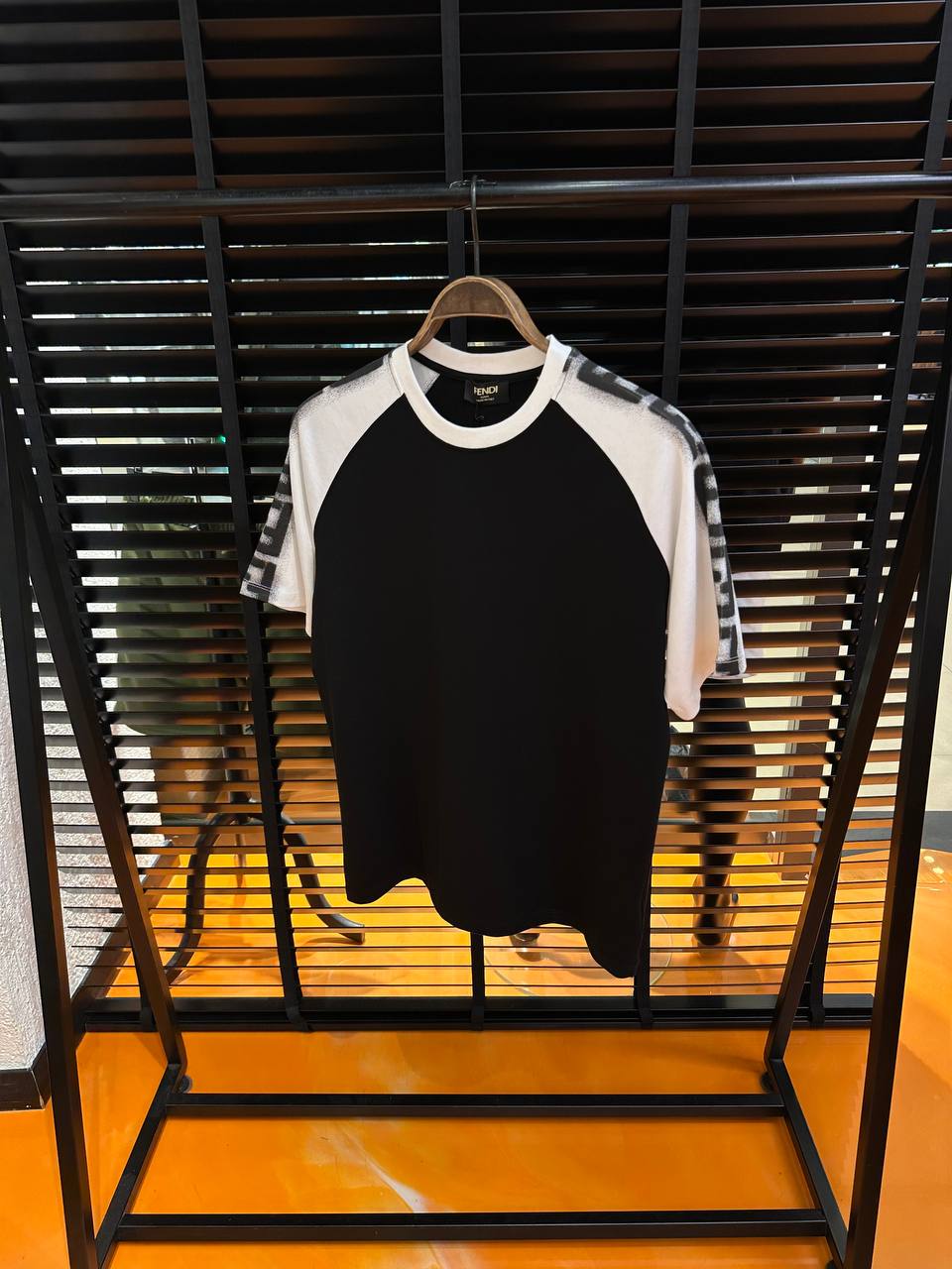 Fendi - Men's Oversized T - Shirt