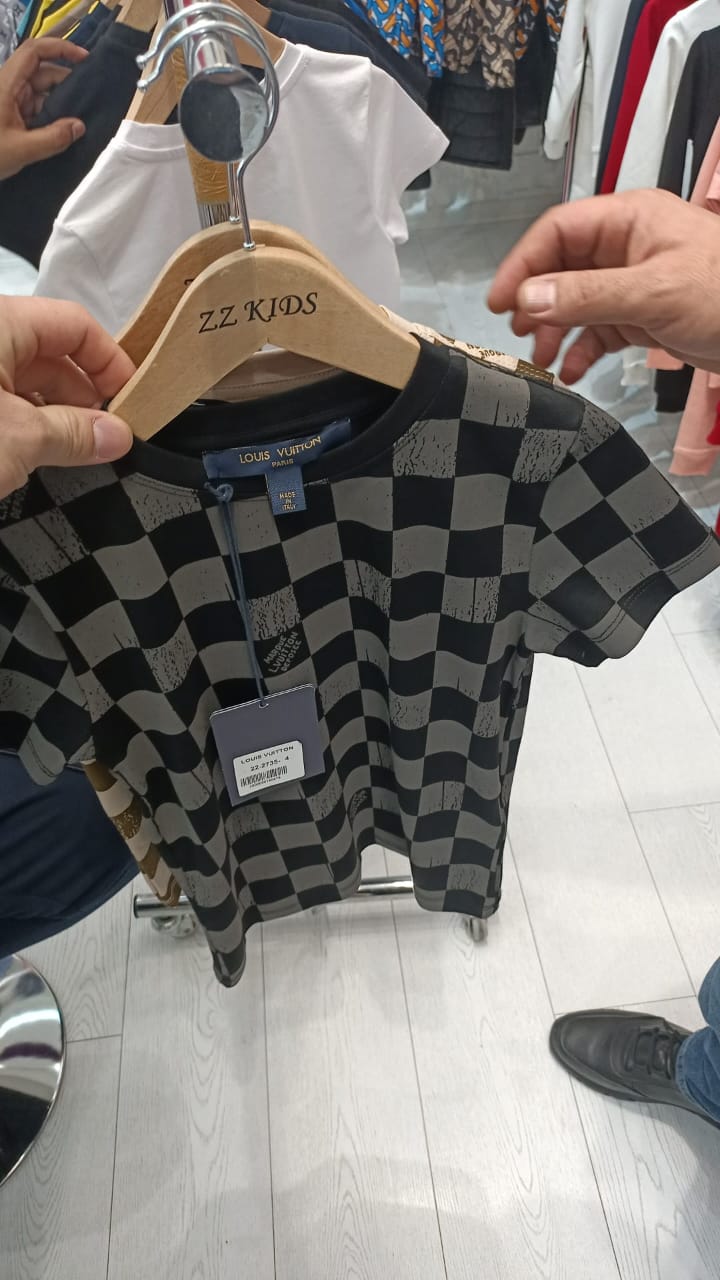 Louis Vuitton - T Shirt