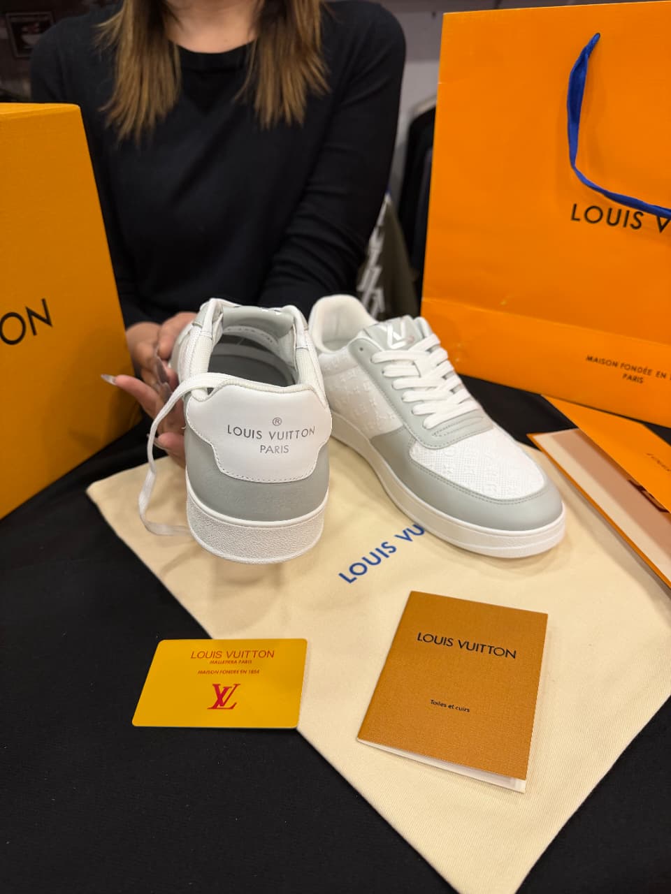 Louis Vuitton 1:1 Grade Sneaker