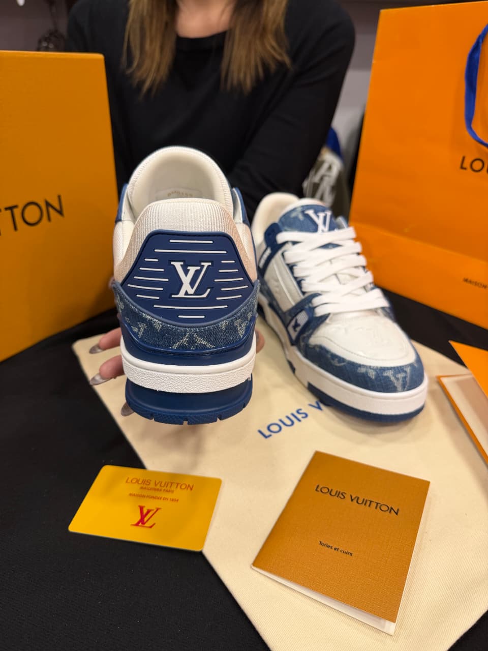 Louis Vuitton 1:1 Grade Sneaker