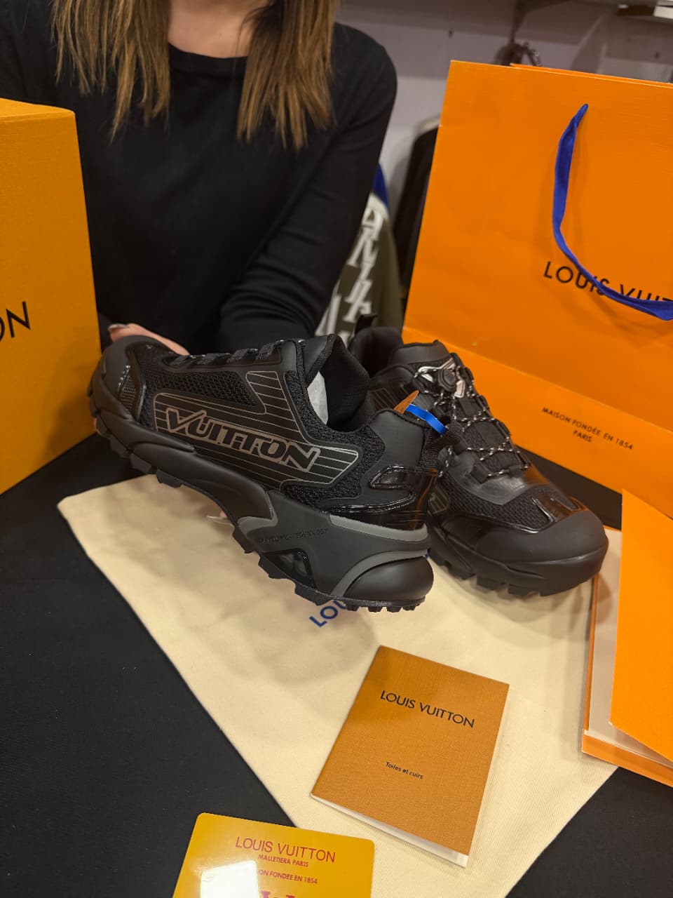 Louis Vuitton 1:1 Grade Sneaker