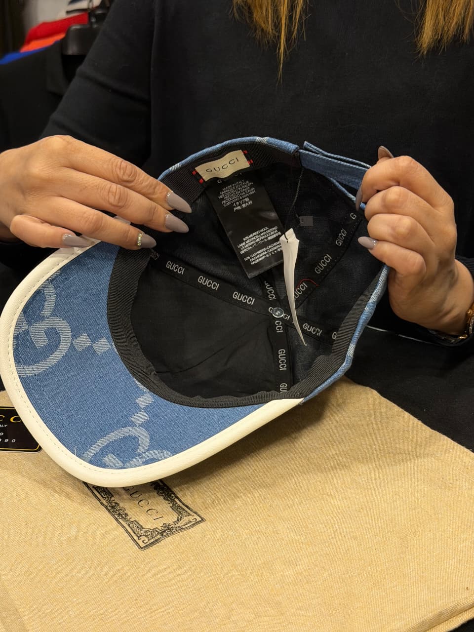 Gucci Premium Cap with Dust Cover