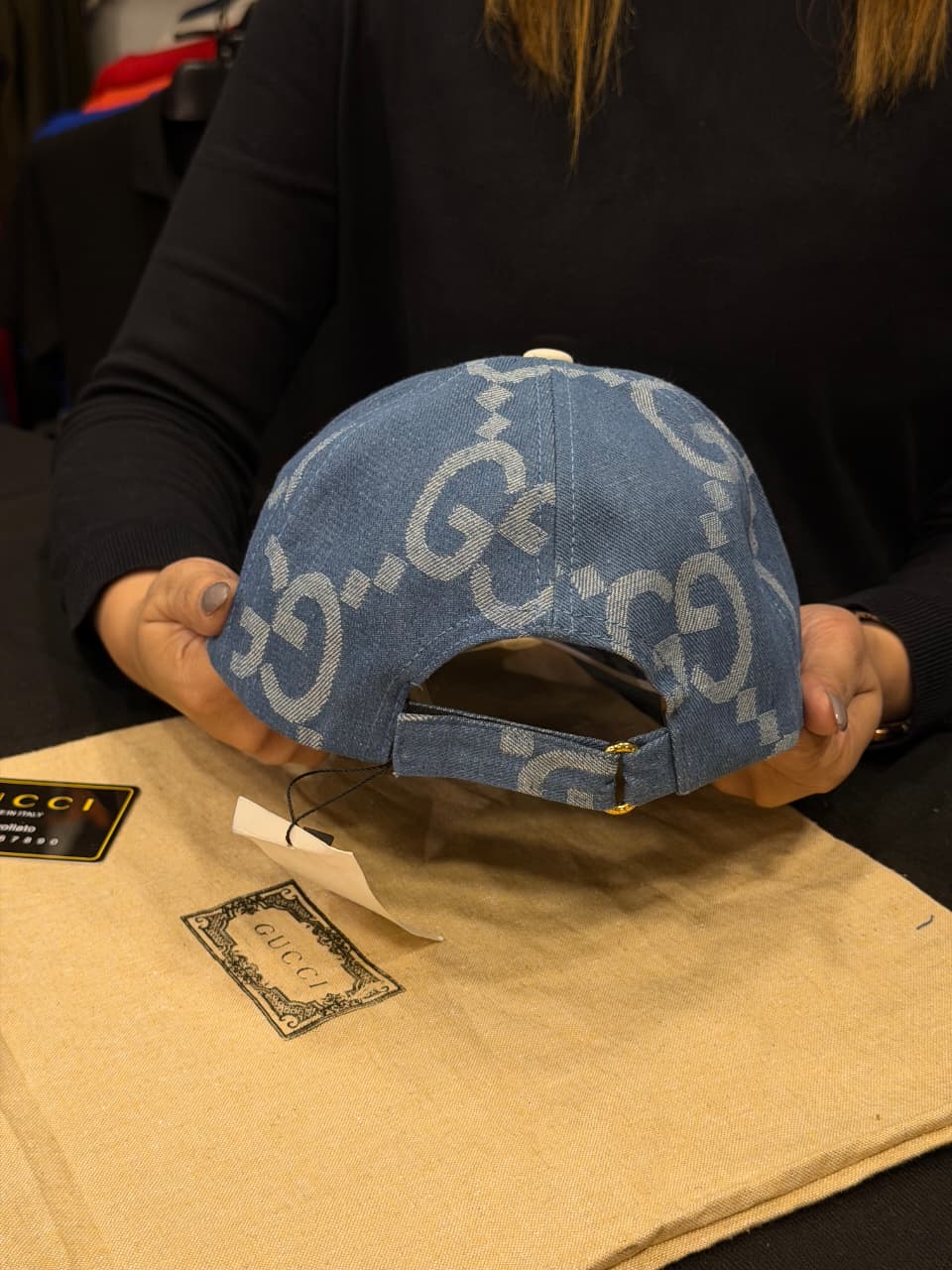 Gucci Premium Cap with Dust Cover