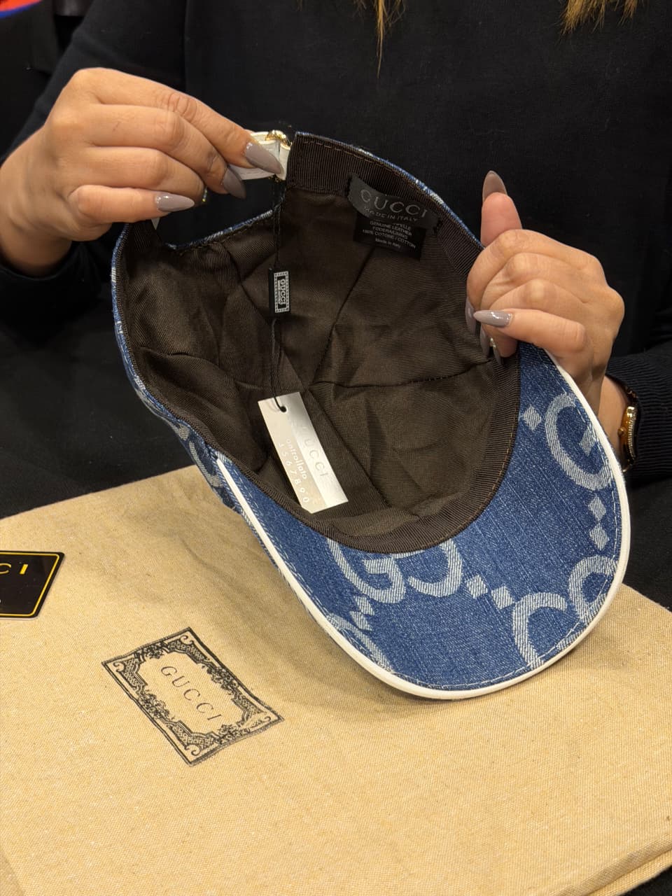 Gucci Premium Cap with Dust Cover