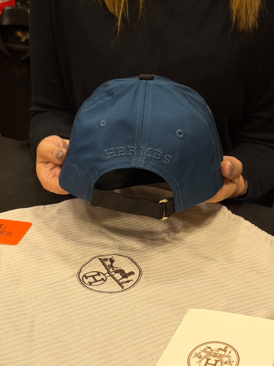 Hermes Premium Cap with Dust Cover