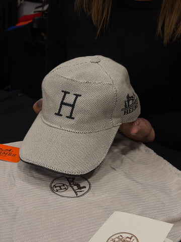 Hermes Premium Cap with Dust Cover