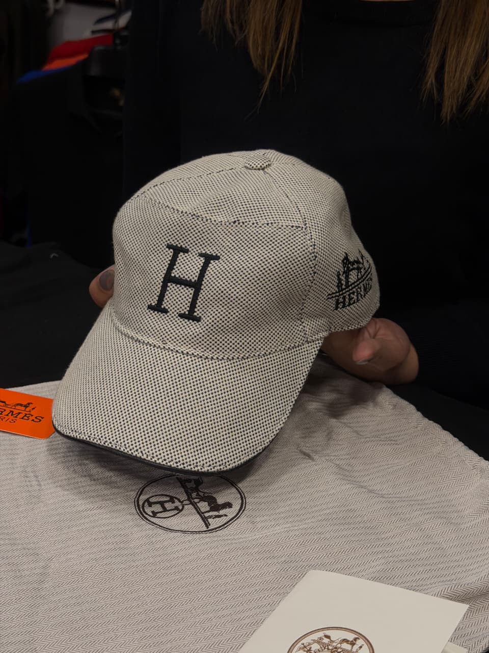 Hermes Premium Cap with Dust Cover