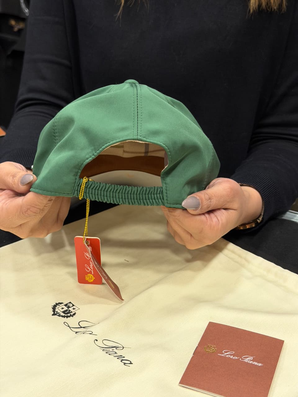 Loro Piana Premium Cap with Dust Cover