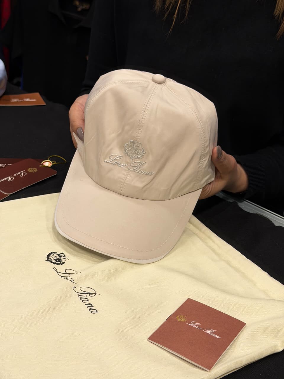 Loro Piana Premium Cap with Dust Cover