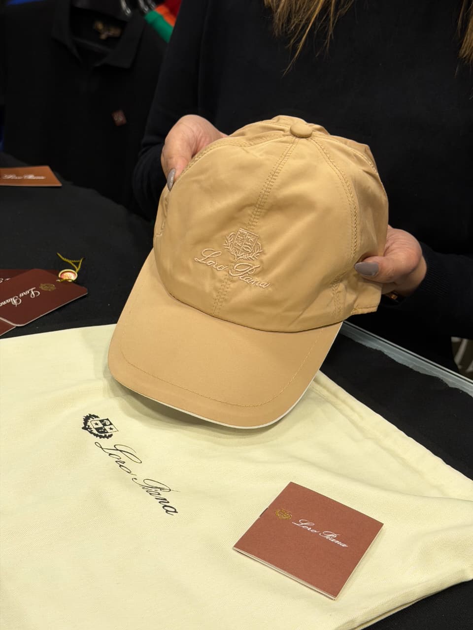 Loro Piana Premium Cap with Dust Cover