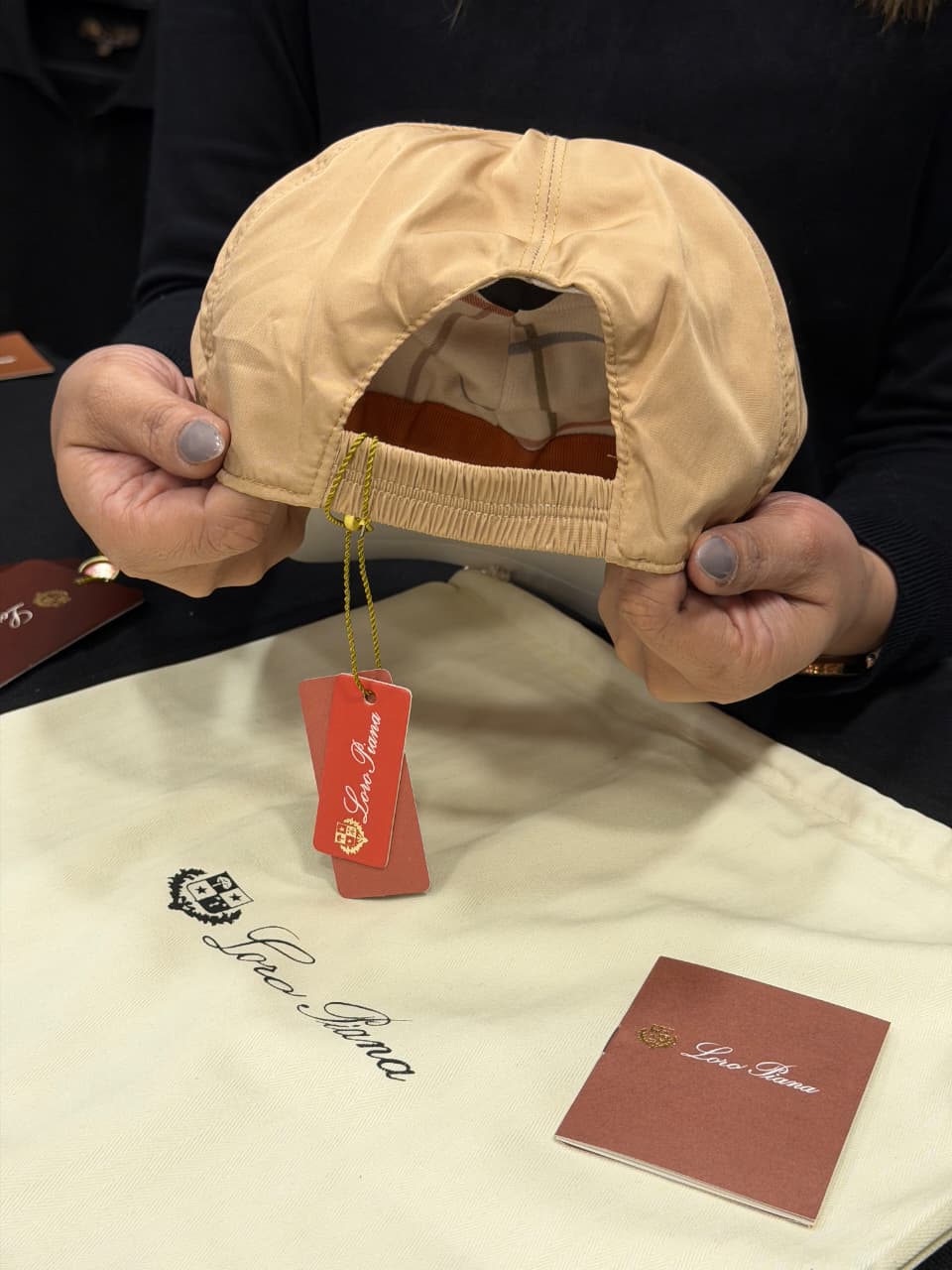 Loro Piana Premium Cap with Dust Cover