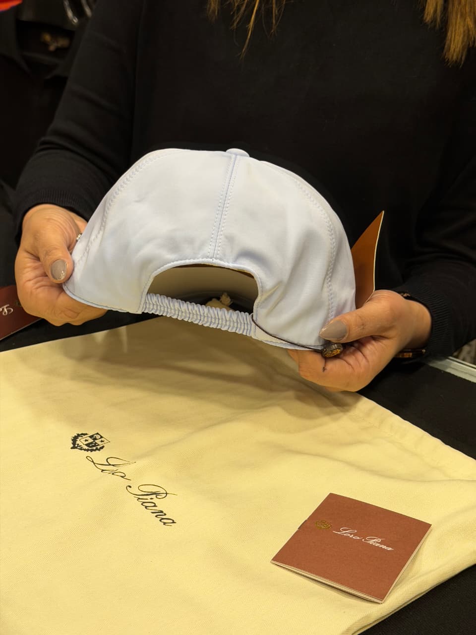 Loro Piana Premium Cap with Dust Cover
