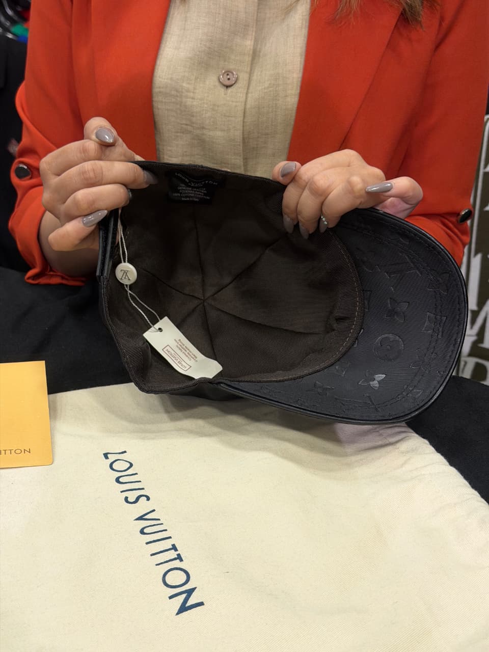 Louis Vuitton Premium Cap with Dust Cover