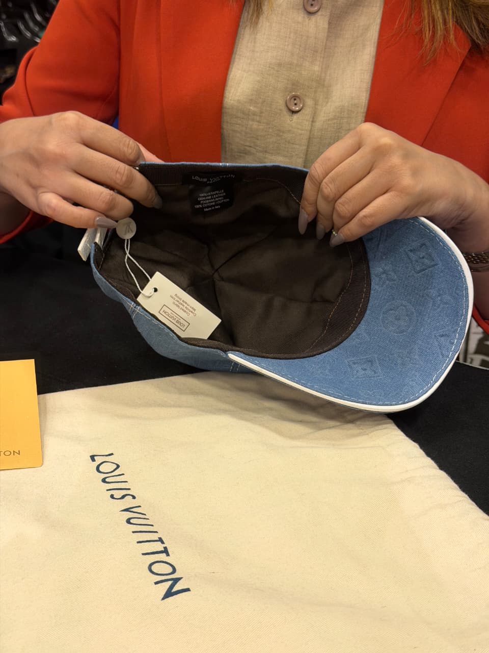 Louis Vuitton Premium Cap with Dust Cover