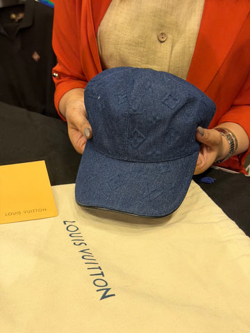 Louis Vuitton Premium Cap with Dust Cover
